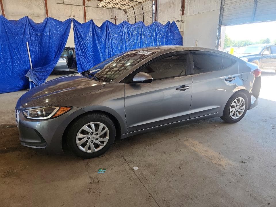 2018 HYUNDAI ELANTRA SE