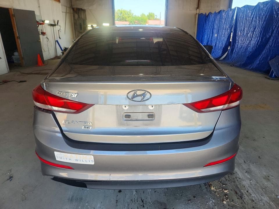 2018 HYUNDAI ELANTRA SE SE 6