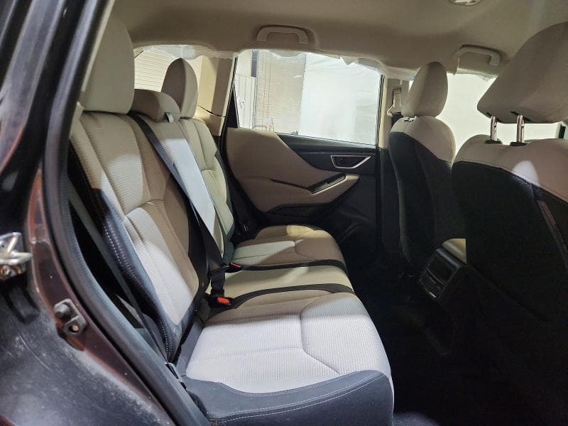 2023 SUBARU FORESTER 11