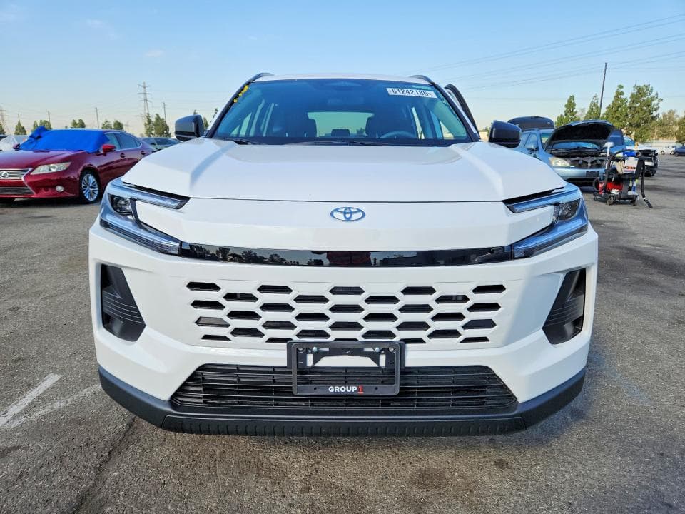 2026 TOYOTA RAV4 LE 5