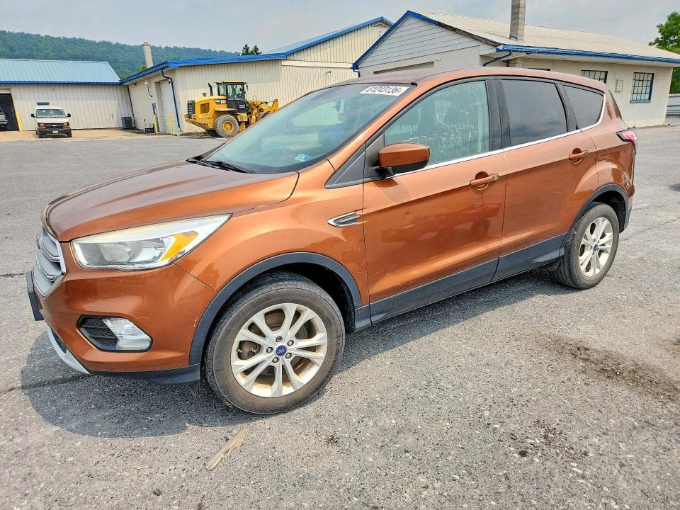 2017 FORD ESCAPE SE SE - 1