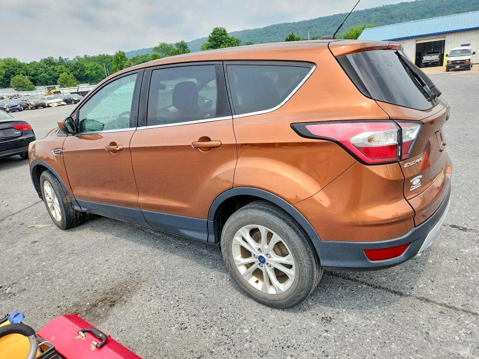 2017 FORD ESCAPE SE SE 2