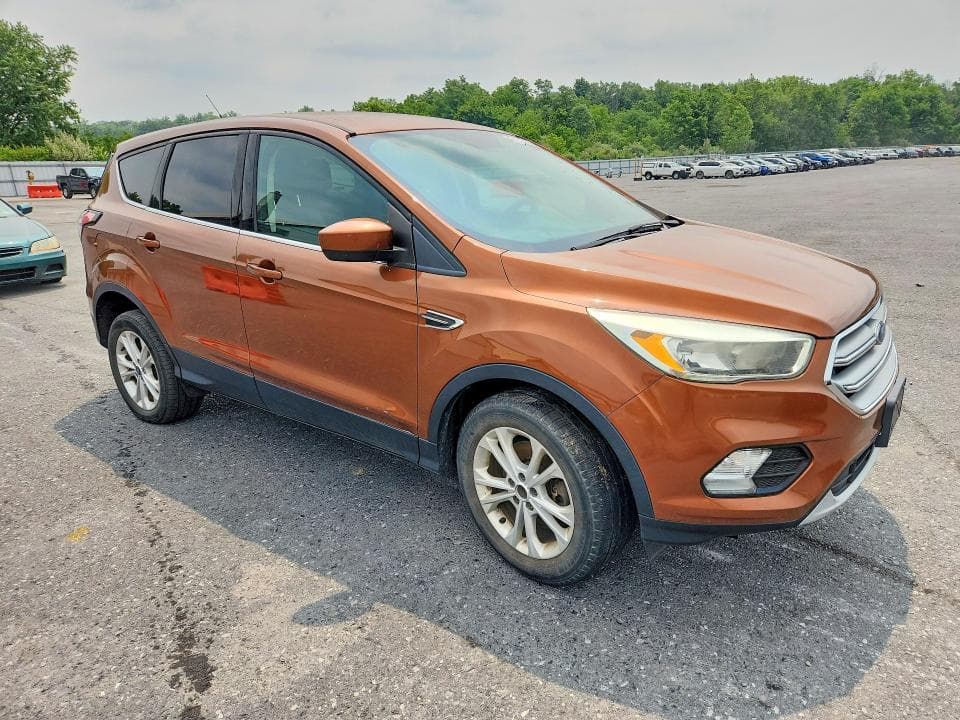 2017 FORD ESCAPE SE SE 4
