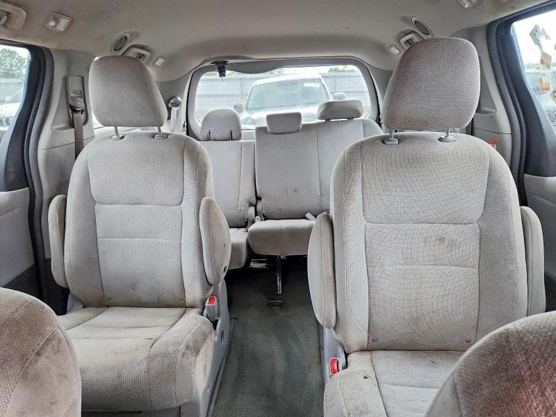 2017 TOYOTA SIENNA L 7-PASSENGER L 7-PASSENGER 10