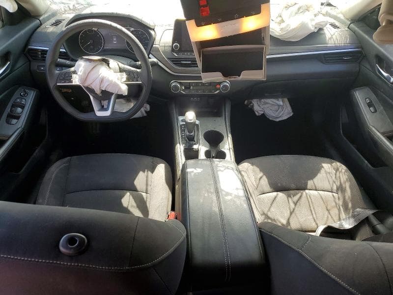 2025 NISSAN ALTIMA SV 8