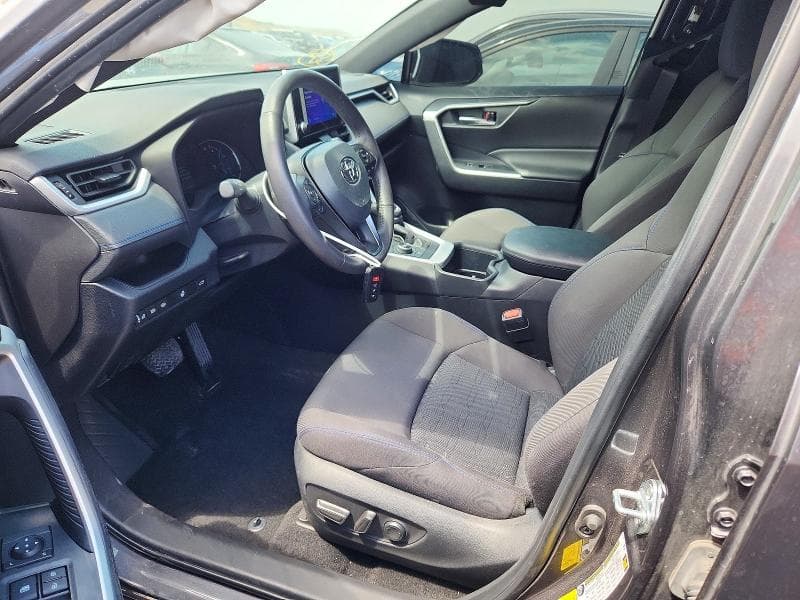 2024 TOYOTA RAV4 SE 7