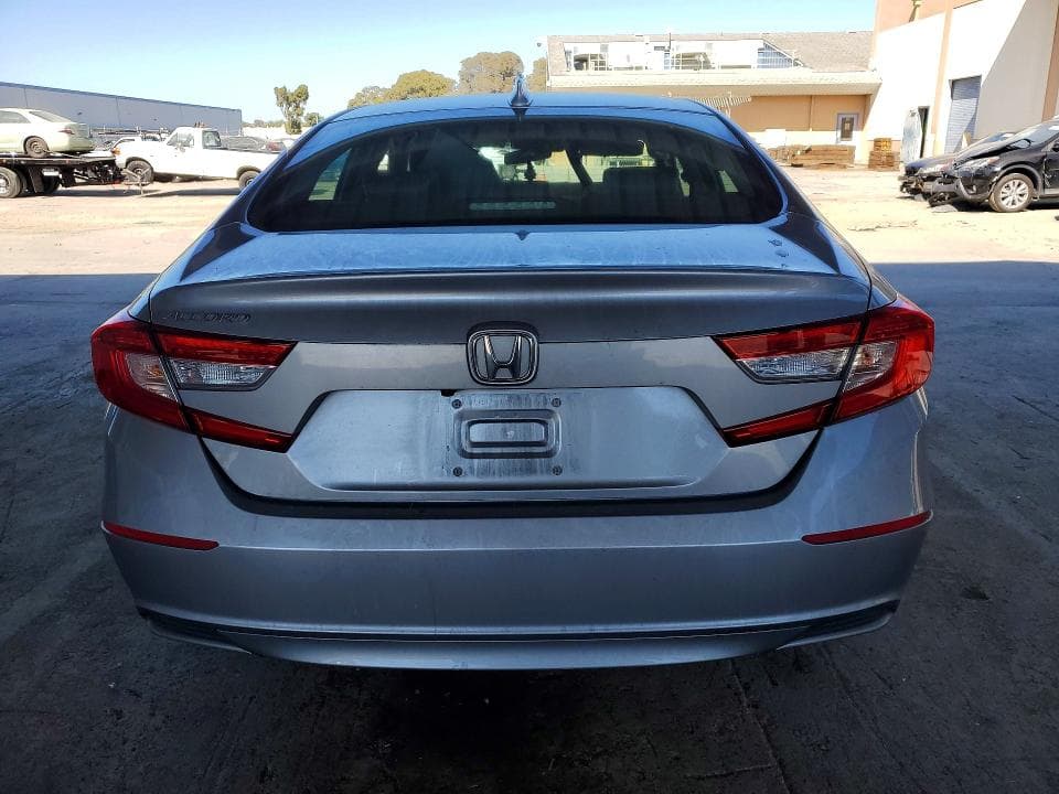 2019 HONDA ACCORD EX 6