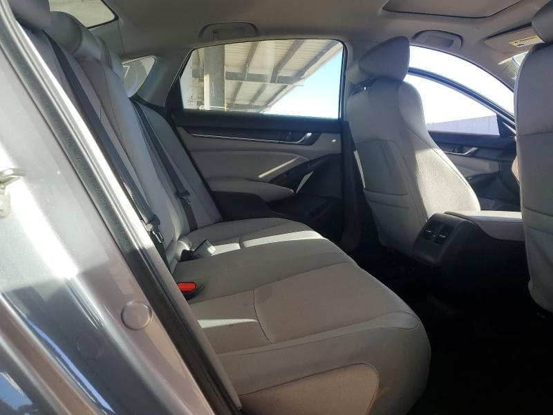 2019 HONDA ACCORD EX 10