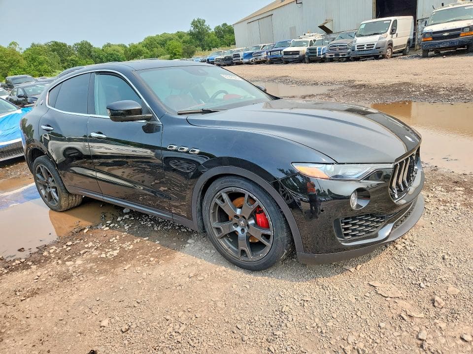 2018 MASERATI LEVANTE 4