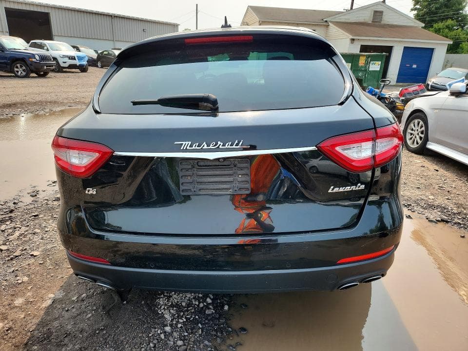 2018 MASERATI LEVANTE 6