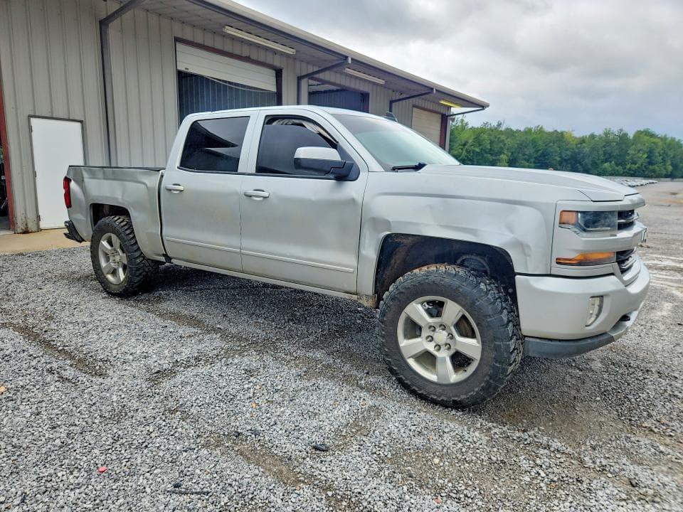 2018 CHEVROLET SILVERADO K1500 LT 4