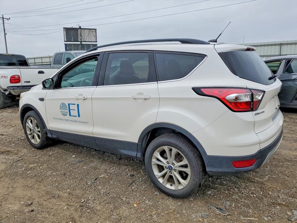2018 FORD ESCAPE SE 2