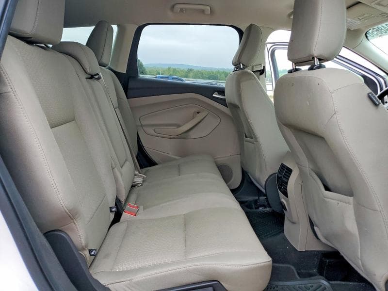 2018 FORD ESCAPE SE 11