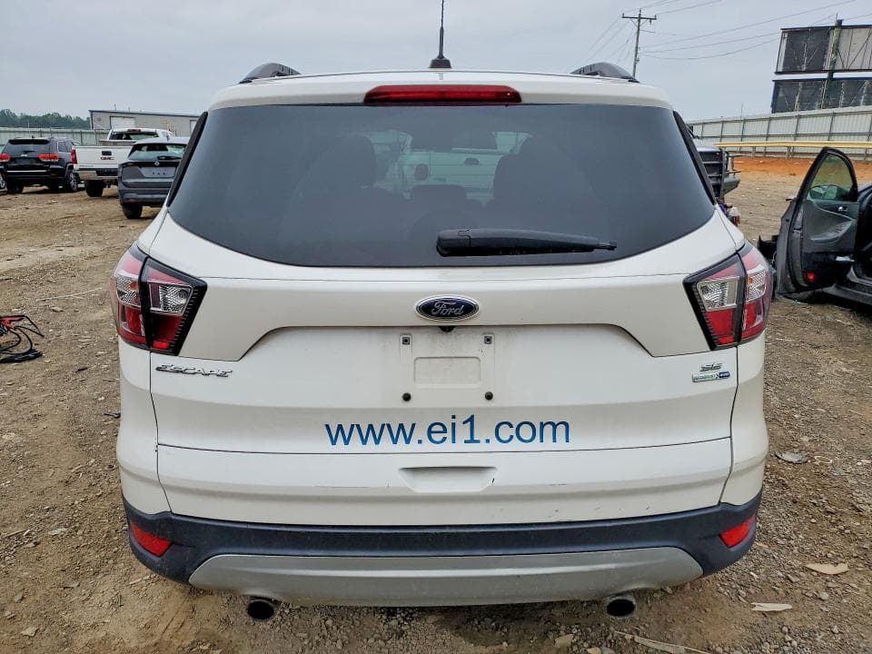 2018 FORD ESCAPE SE 6