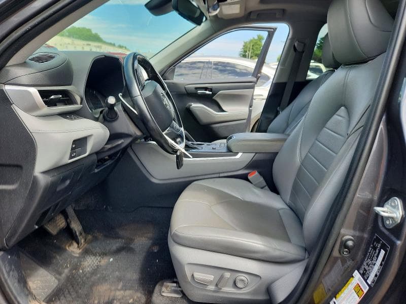 2021 TOYOTA HIGHLANDER HYBRID XLE 7