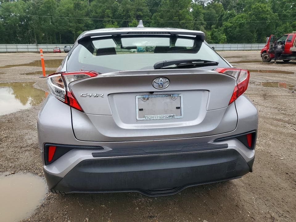 2019 TOYOTA C-HR LE 6