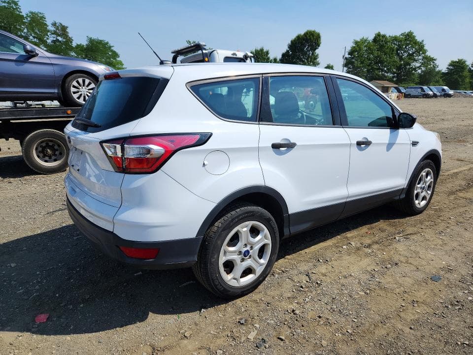 2017 FORD ESCAPE S 3