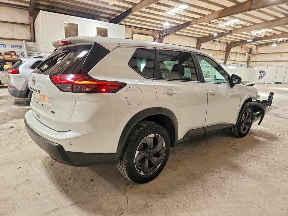 2025 NISSAN ROGUE SV 3