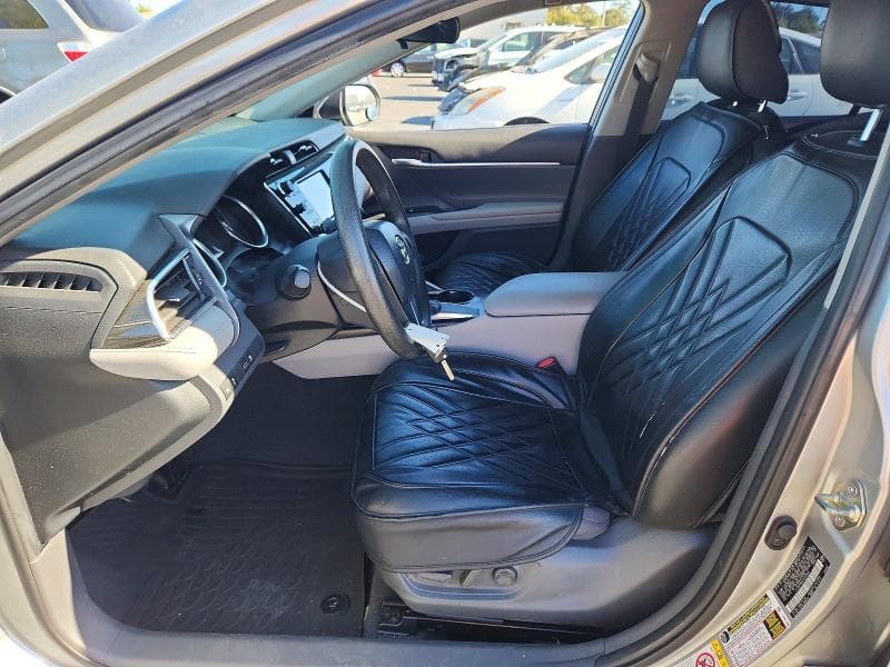 2018 TOYOTA CAMRY LE 7
