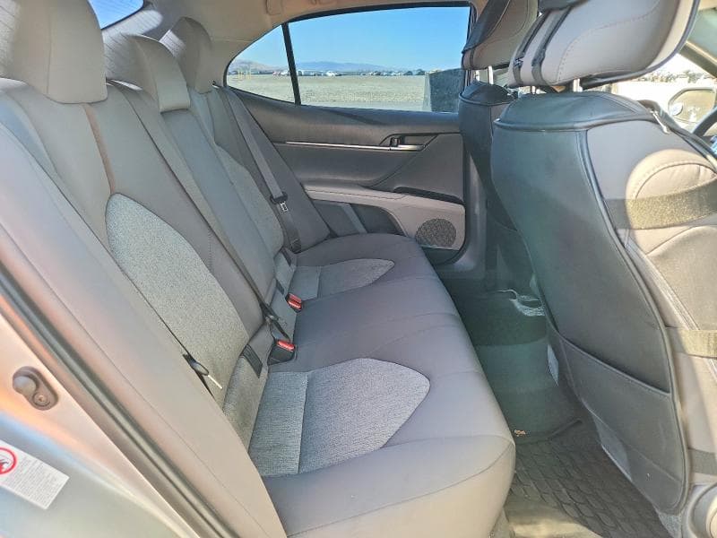 2018 TOYOTA CAMRY LE 10