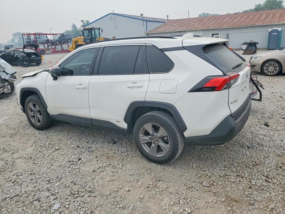 2023 TOYOTA RAV4 LE 2