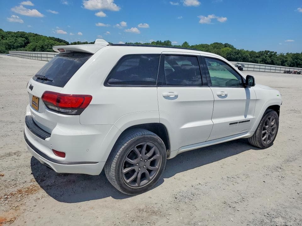 2021 JEEP GRAND CHEROKEE OVERLAND 3