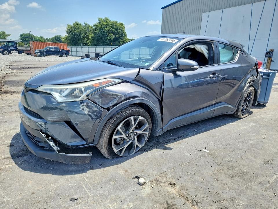 2018 TOYOTA C-HR XLE