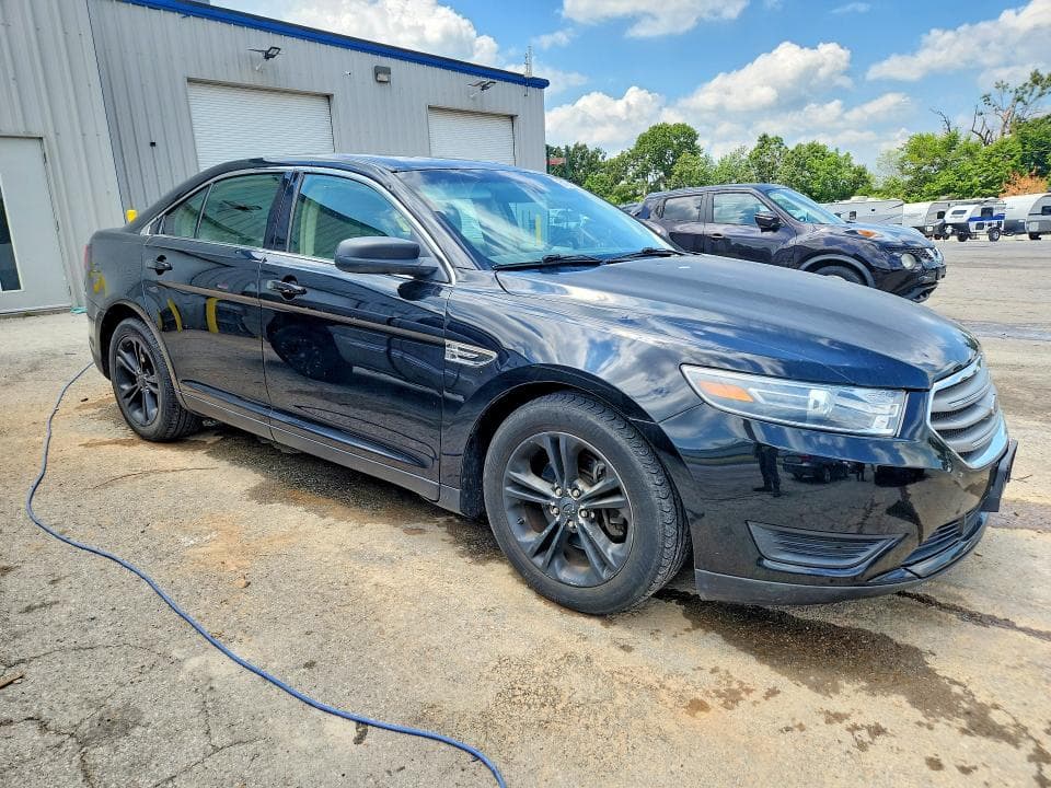 2018 FORD TAURUS SE 4