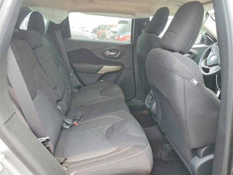 2017 JEEP CHEROKEE LATITUDE 11