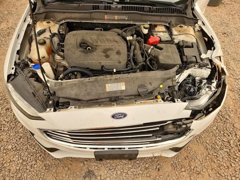 2020 FORD FUSION SE 11