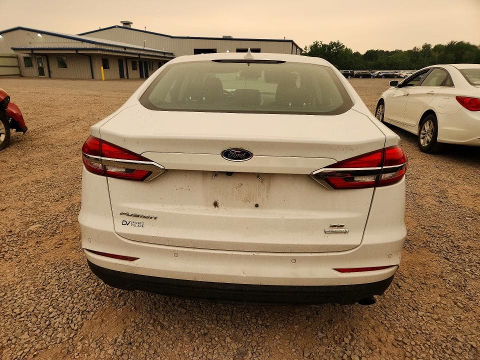 2020 FORD FUSION SE 6