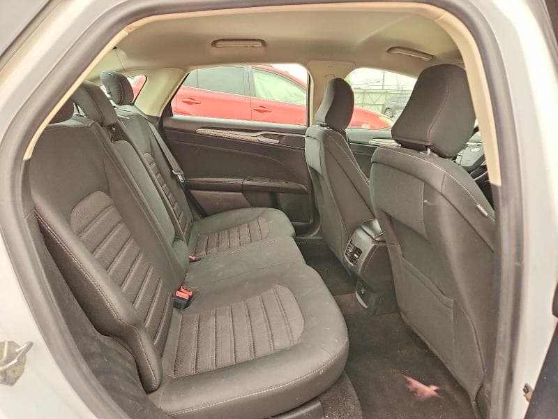 2020 FORD FUSION SE 10
