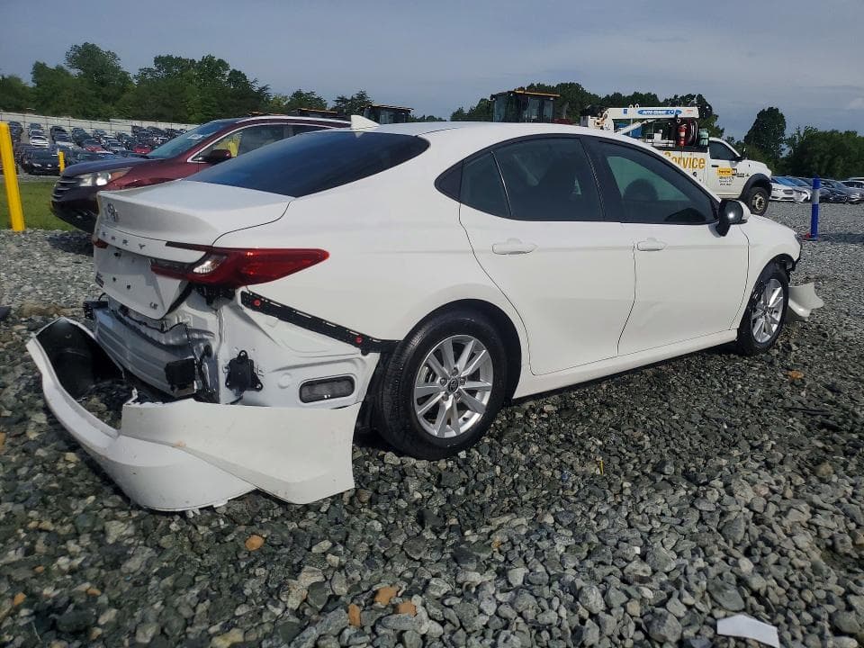 2025 TOYOTA CAMRY LE 3