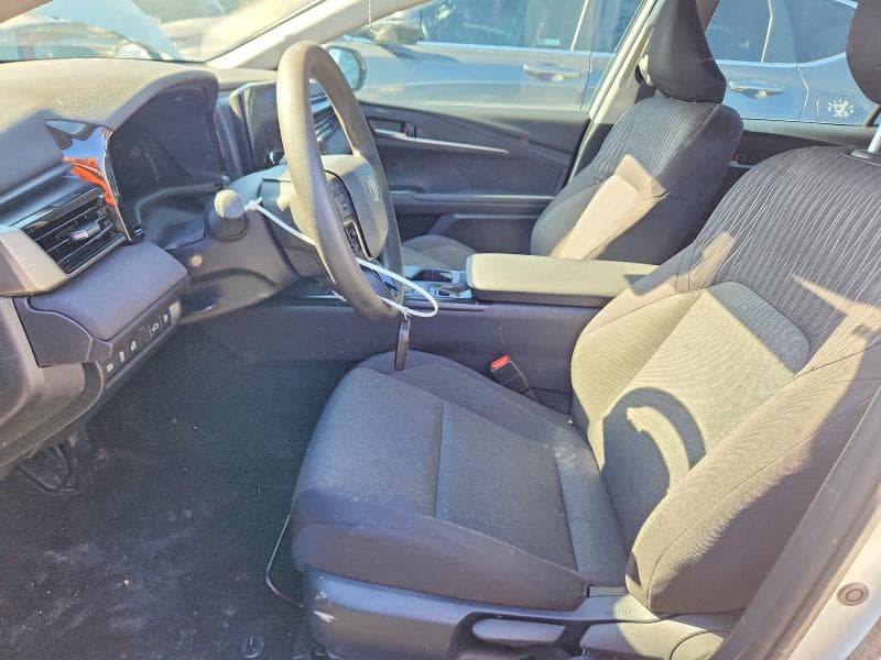 2025 TOYOTA CAMRY LE 7