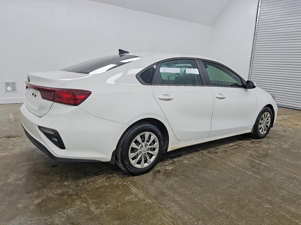 2021 KIA FORTE FE 3