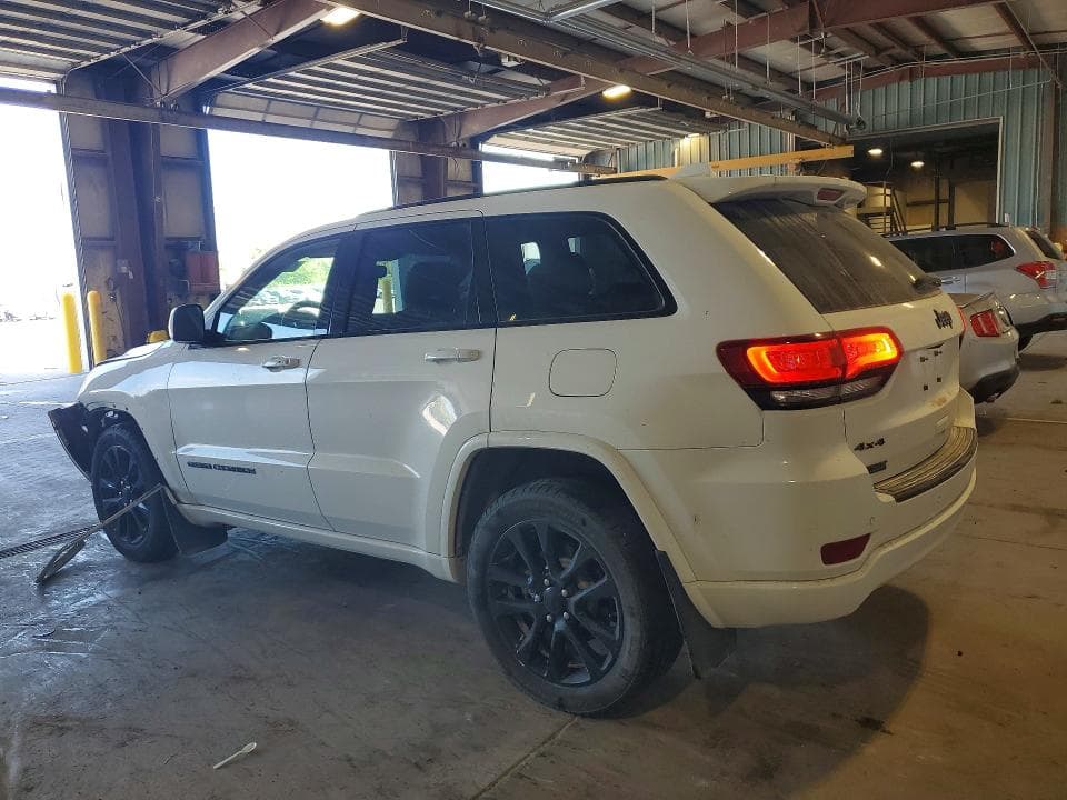 2018 JEEP GRAND CHEROKEE LAREDO 2