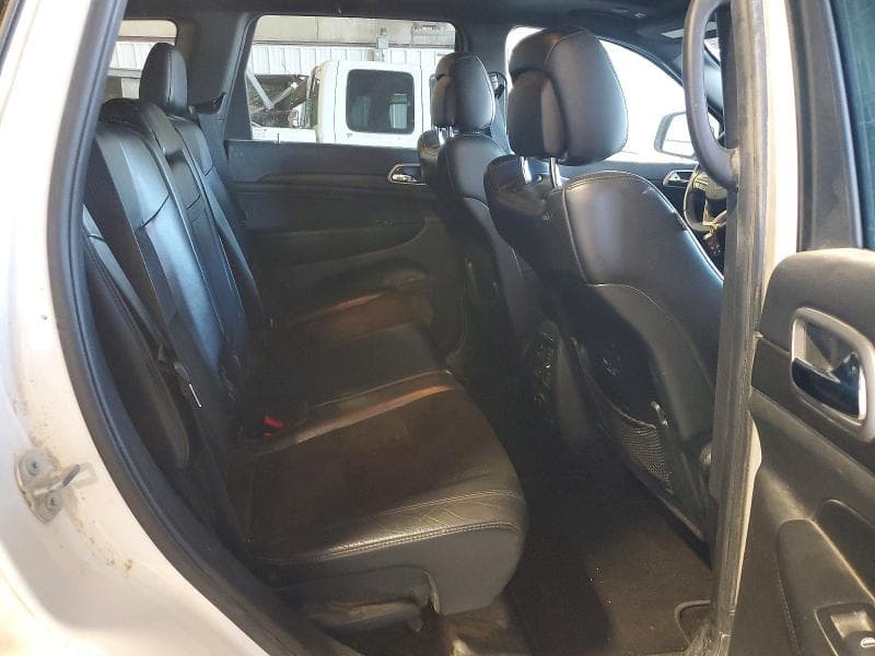 2018 JEEP GRAND CHEROKEE LAREDO 11