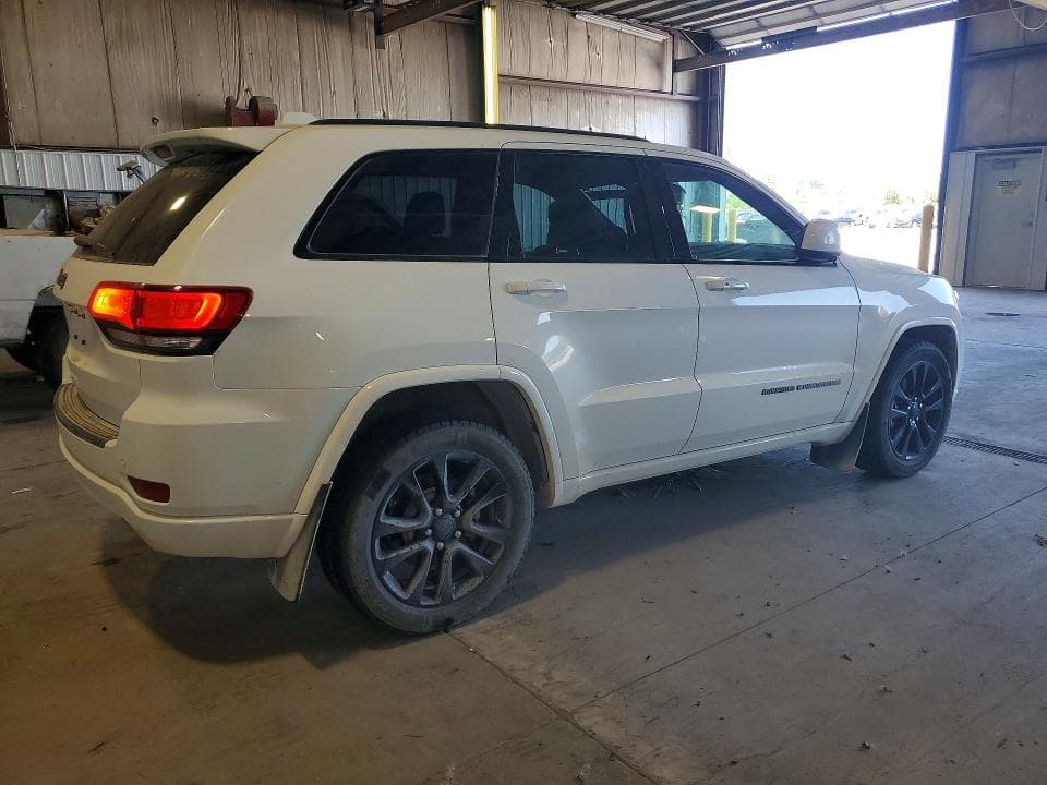 2018 JEEP GRAND CHEROKEE LAREDO 3