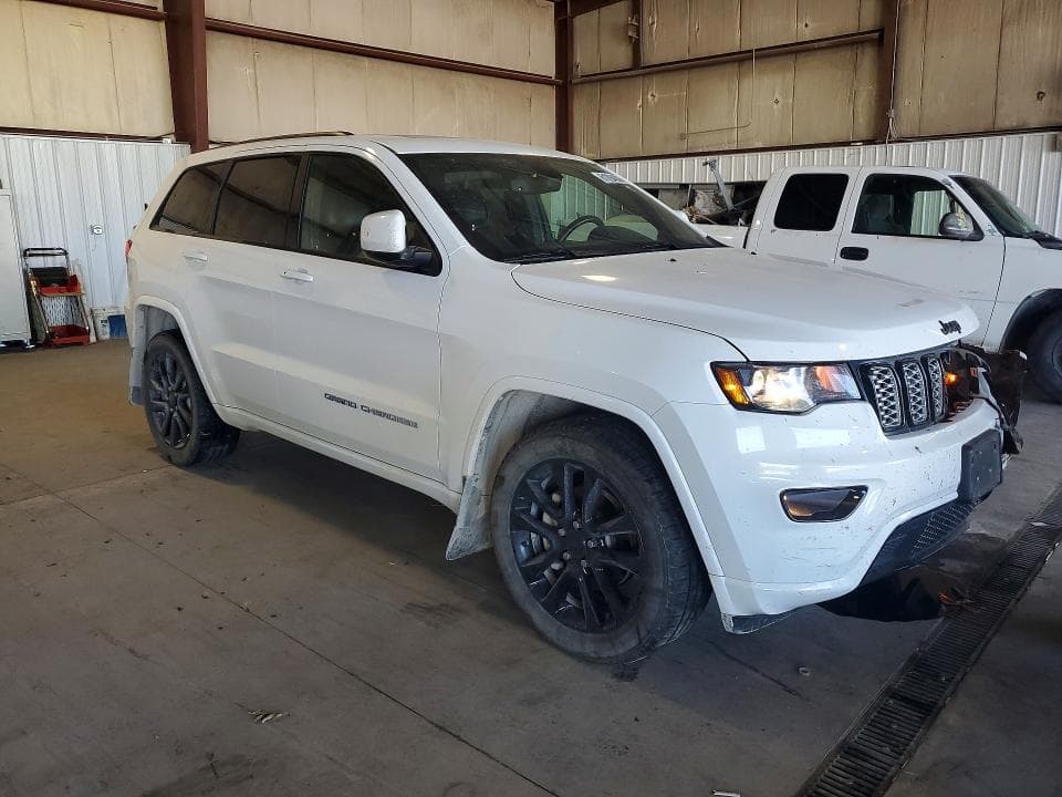 2018 JEEP GRAND CHEROKEE LAREDO 4