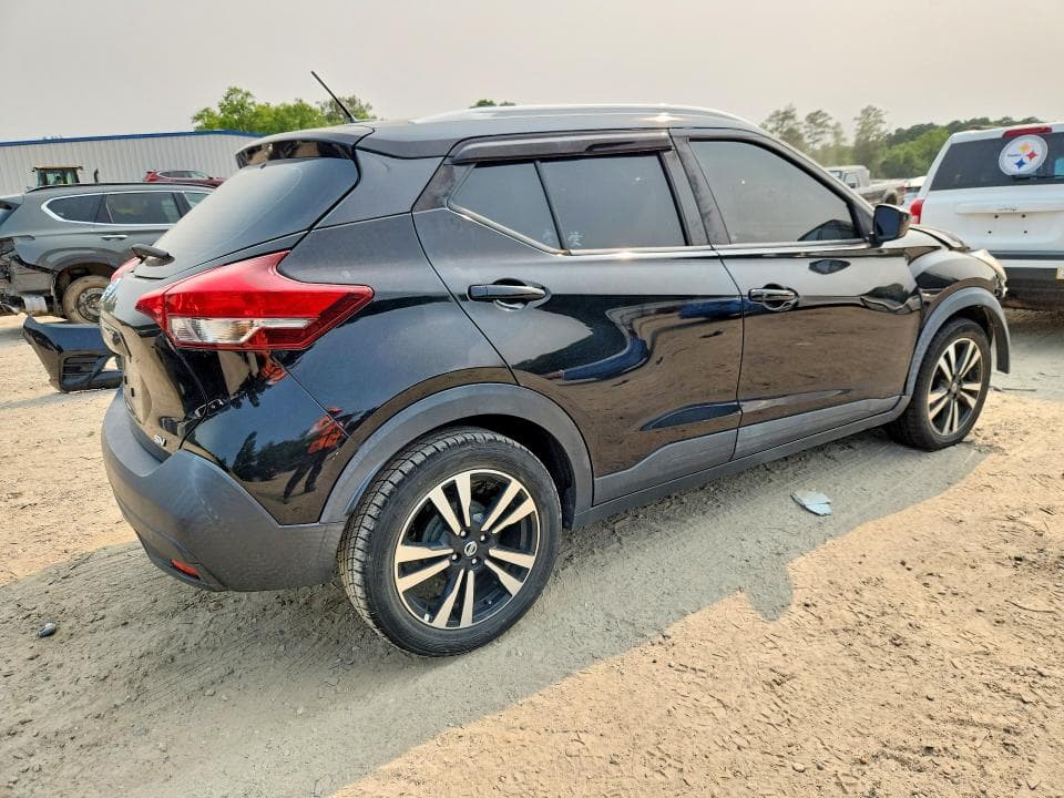 2019 NISSAN KICKS SV 3