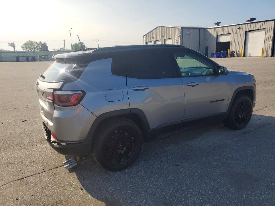 2019 JEEP COMPASS LATITUDE 3