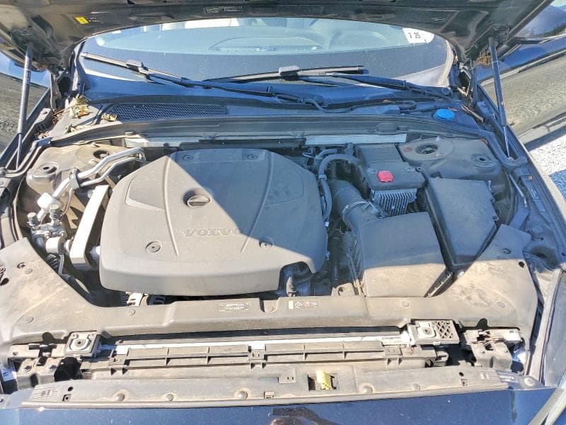 2020 VOLVO S60 T5 MOMENTUM 11