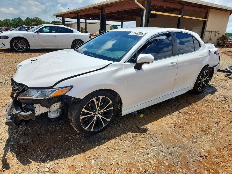 2018 TOYOTA CAMRY SE SE - 1