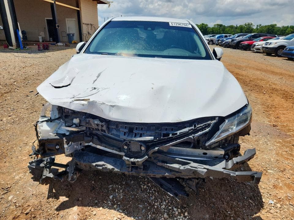 2018 TOYOTA CAMRY SE SE 5