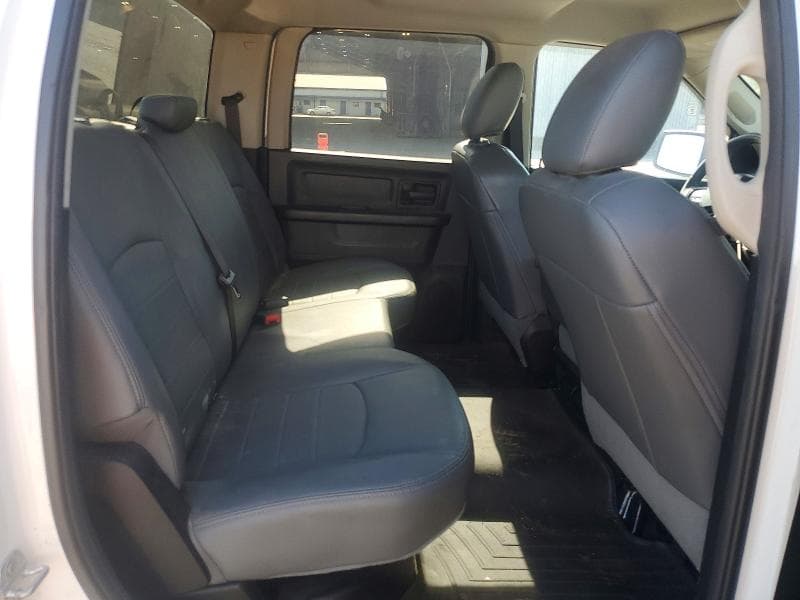 2018 DODGE RAM 10