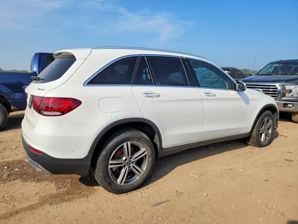 2021 MERCEDES-BENZ GLC 300 4MATIC 3