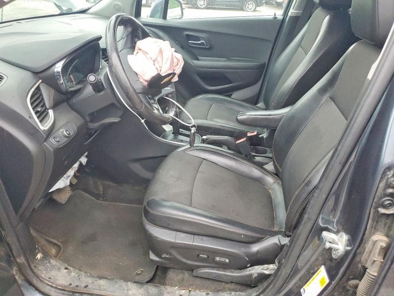 2021 CHEVROLET TRAX 1LT 7