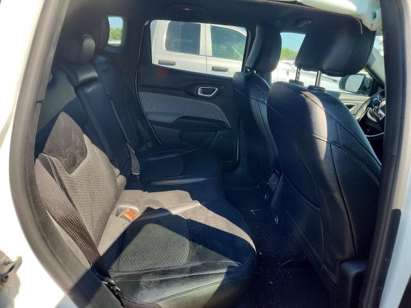 2024 JEEP COMPASS LATITUDE 11