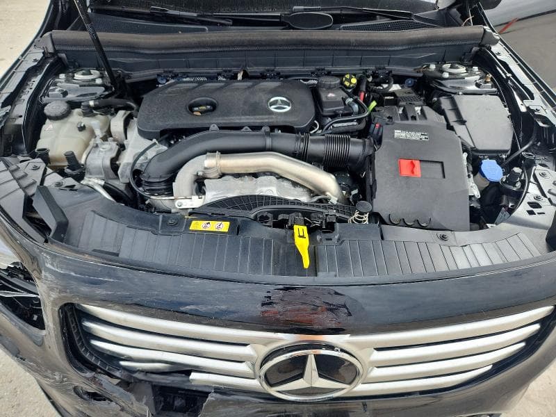 2025 MERCEDES-BENZ GLB 250 250 11