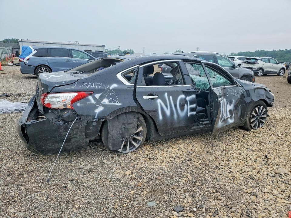 2017 NISSAN ALTIMA 2.5 SV 3